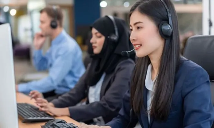Liên hệ thông qua số hotline của nhà cái là phương án tiết kiệm thời gian